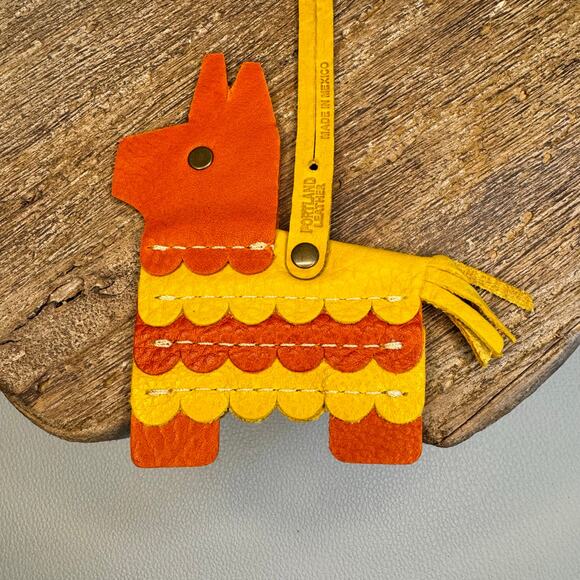 Portland Leather Pinata Tassel KOI Pinata Bag Charm Llama NEW FAST SHIP - Picture 5 of 5